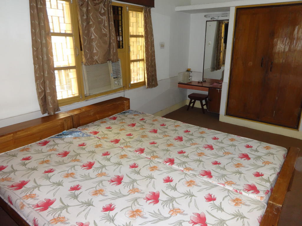 Hotel Upasana Bhubaneswar Værelse billede