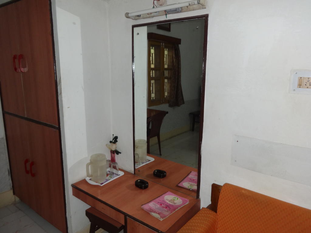 Hotel Upasana Bhubaneswar Eksteriør billede